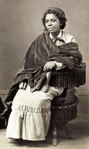 biography about edmonia lewis and her art sculptures