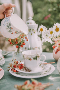 how to host a tea party