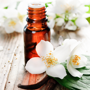 Vanilla essential oil for natural products for sensitive skin